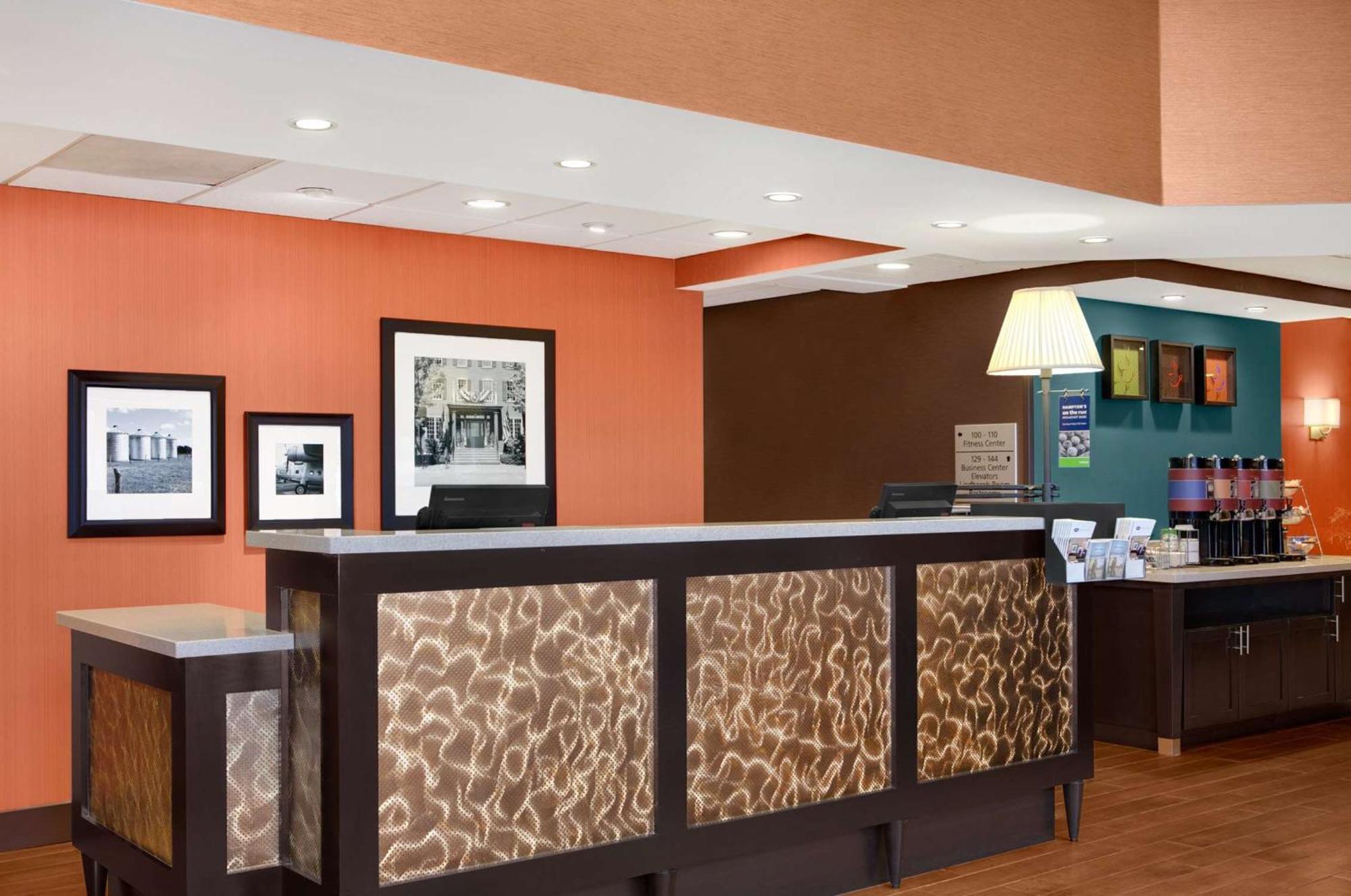 Hampton Inn Chicago-Midway Airport Bedford Park Eksteriør billede